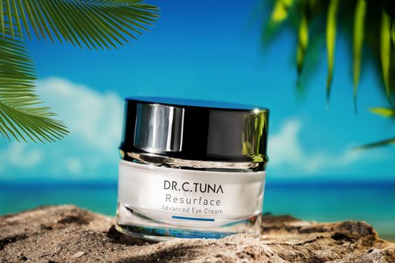 Розгладжуючий крем для області навколо очей Farmasi Resurface Dr. C. Tuna 15 мл | Зображення 6