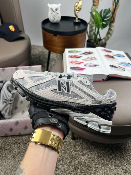 Чоловічі кросівки New 1906R Light Grey Black , В'єтнам 45 28.5 см | Зображення 4