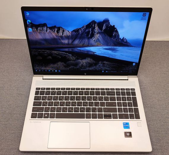 Ультрабук HP EliteBook 650 G9 / 15.6" (1920x1080) IPS / Intel Core i5-1235U (10 (12) ядер 3.3 - 4.4 GHz) / 16 GB DDR4 / 512 GB SSD M.2 / Intel Iris Xe Graphics / WebCam б/у | Зображення 1