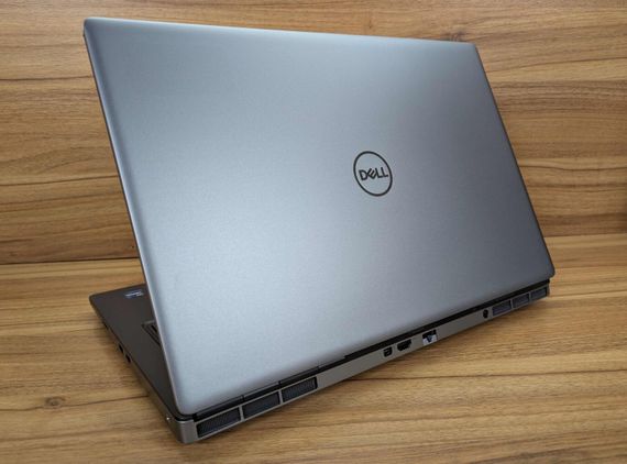 Мобільна робоча станція Dell Precision 7760 / 17.3" (3840x2160) IPS / Intel Xeon W-11855M (6 (12) ядер по 3.2 - 4.9 GHz) / 32 GB DDR4 / 1000 GB SSD / nVidia RTX A4000, 8 GB GDDR6, 256-bit / WebCam / Windows 11 б/в | Зображення 5
