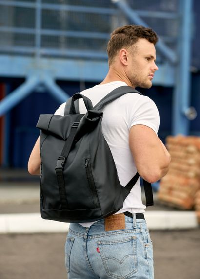 Чоловічий рюкзак ролл Sambag RollTop LZT чорний 41 x 30 x 16 см (24208001m)