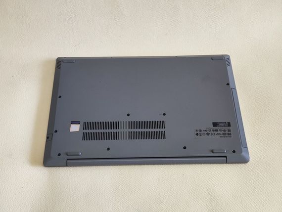Ноутбук Lenovo IdeaPad L340-15IWL / 15.6" (1366x768) TN / Intel Core i3-8130U (2 (4) ядра по 2.2 - 3.4 GHz) / 8 GB DDR4 / 256 GB SSD / Intel UHD Graphics 620 / WebCam / DVD-ROM б/у | Зображення 7