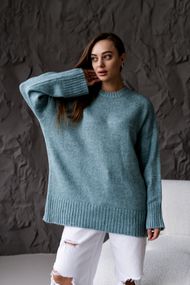 Светр жіночий