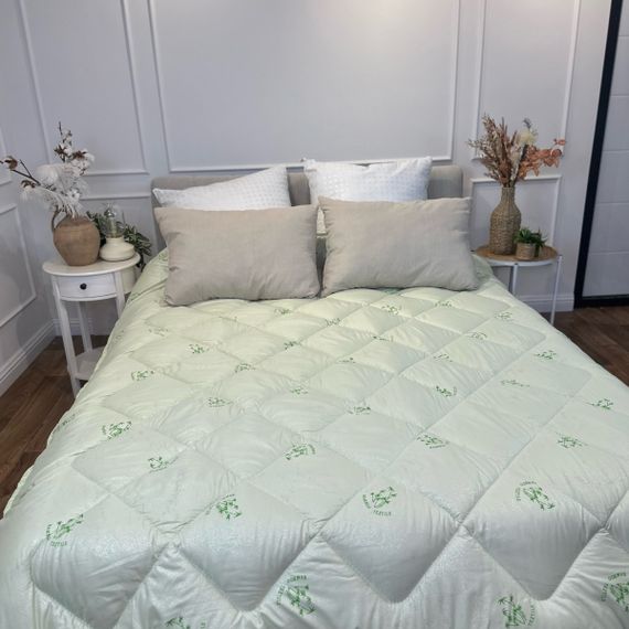 Ковдра євро стьобана зимова з бамбукового волокна Leri Max 21530 195х210 см салатова | Зображення 2