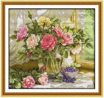 Набор для вышивания по нанесённой на канву схеме "Blueberryes and Vase". AIDA 14CT printed 61*57 см