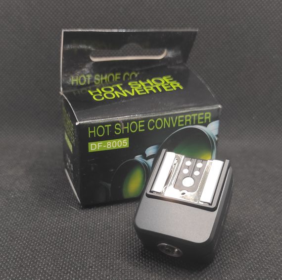 Переходник под вспышку  "Hot shoe converter" DF-8005