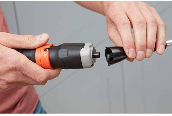 Отвертка аккумуляторная BLACK+DECKER BCF601C | Зображення 2