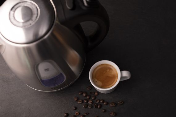 Електрочайник з нержавіючої сталі Adler AD 1223, 1,7 л, 2200 Вт, з підсвіткою | Зображення 5