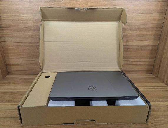 Ігровий ноутбук MSI Pluse GL66 11UGKV / 15,6" (1920x1080) IPS / Intel Core i7-11800H (8 (16) ядер по 2,3 - 4,6 ГГц) / 16 ГБ DDR4 / 512 ГБ SSD / nVidia GeForce RTX 3070, 8 ГБ GDDR6, 256-біт / WebCam / Windows б/в + Подарунок  Нова бездротова миша / USB | Зображення 7