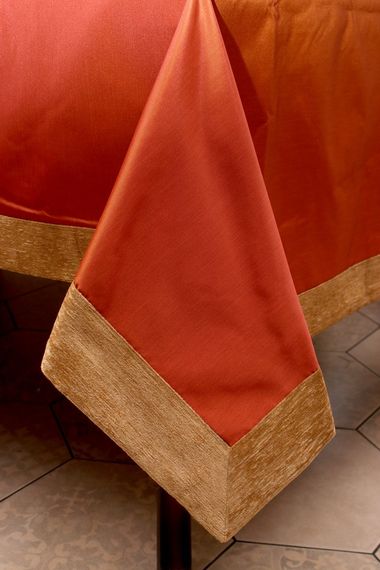 Скатертина Kayra "Carmen" тафта з шеніловим кантом 165×300 см теракотова | Зображення 2