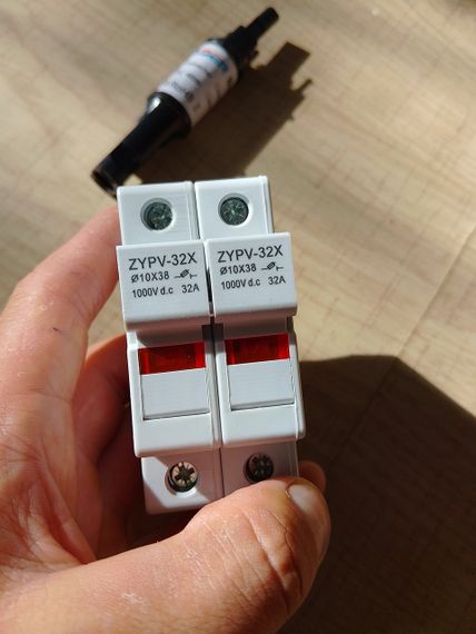 Предохранитель для панелей ZYPV-32x от короткого замыкания DC 15-32а 2P | Зображення 7