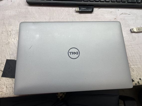 Ультрабук Dell Latitude 5430 / 14" (1920x1080) IPS / Intel Core i5-1235U (10 (12) ядер по 1.3 - 4.4 GHz) / 16 GB DDR4 / 240 GB SSD / Intel Iris Xe Graphics / WebCam б/у + Подарок Беспроводная мышь HOCO GM28 | Зображення 5