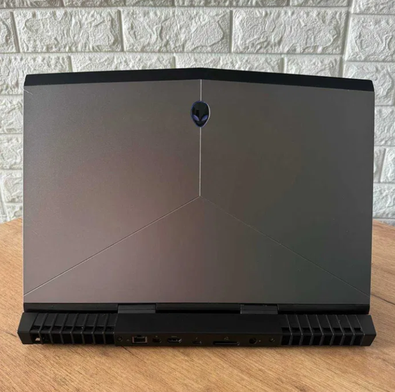 Ноутбук Dell Alienware 15 R3 i5 6300HQ 16Gb SSD 128Gb + HDD 1Tb GTX 1060 Б/В | Зображення 3