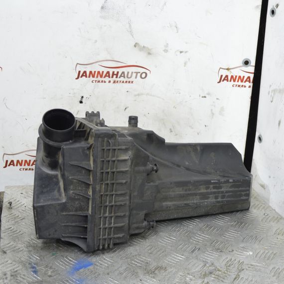 Корпус повітряного фільтра 1.0 EcoBoost Ford Fiesta VII 2008-2017 Корпус фільтра повітряний Форд Фієста 7 C1B19600CD | Зображення 2