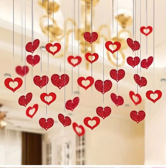 ГІРЛЯНДА ІЗ СЕРДЕЧОК  ЧЕРВОНА