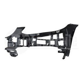 Крепление бампера переднего левое Mercedes Benz W205 14-21, AutoTechteile, 130 8806, 205 885 31 65