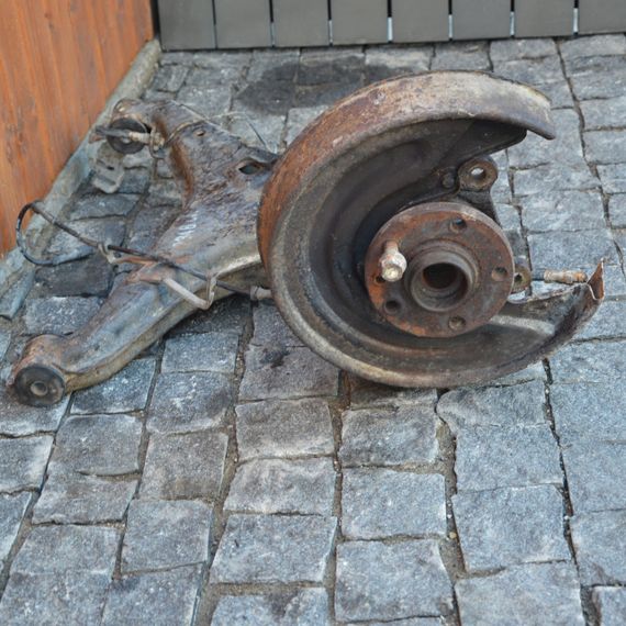 Важіль задній лівий з ABS під диски Volkswagen Transporter T4 1996-2003 Важіль задній лівий Фольксваген т4 | Зображення 1