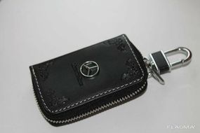 Ключница для авто Кожа KeyHolder Mercedes