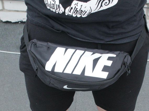 Поясная сумка Nike Team Training (Black Team) сумка на пояс | Зображення 6