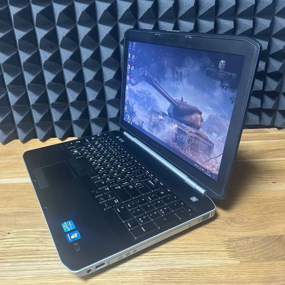 Ноутбук Dell Latitude E5520 / 15.6" (1366x768) TN / Intel Core i5-2410M (2 (4) ядра по 2.3 - 2.9 GHz) / 8 GB DDR3 / 128 GB SSD / Intel HD Graphics 3000 / WebCam / DVD-ROM б/у | Зображення 5