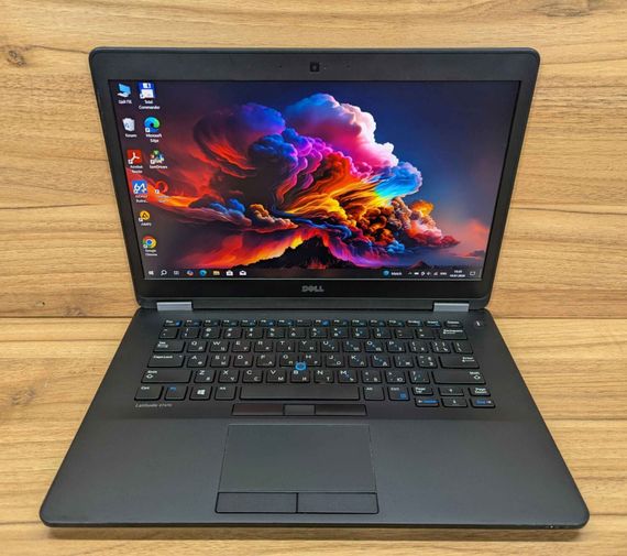 Ультрабук Dell Latitude E7470 / 14" (1920x1080) IPS / Intel Core i5-6300U (2 (4) ядра по 2.4 - 3.0 GHz) / 8 GB DDR4 / 256 GB SSD / Intel HD Graphics 520 / WebCam / Windows 10 б/у + Подарок Флэш-накопитель USB 32 GB | Зображення 1