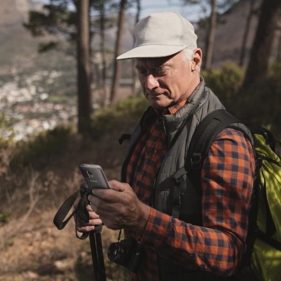 Мобільний телефон Panasonic KX-TU160 Black (KX-TU160EXB) | Зображення 8