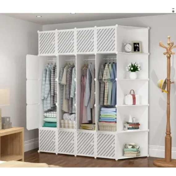 Шафа купе з дерев'яними жалюзі та антресоллю XL: стильна функціональність