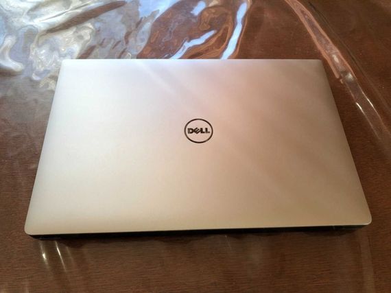 Мобільна робоча станція Dell Precision 5510 / 15.6" (1920x1080) IPS / Intel Xeon E3-1505M v5 (4 (8) ядра по 2.8 - 3.7 GHz) / 16 GB DDR4 / 256 GB SSD / nVidia Quadro M1000M, 2 GB GDDR5, 128-bit / WebCam б/в | Зображення 6