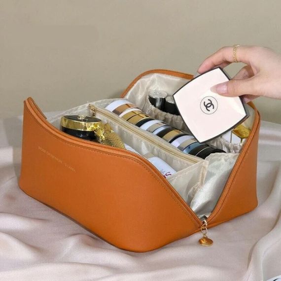 Містка косметичка з діагональною застібкою CosmyCase, коричнева | Зображення 3