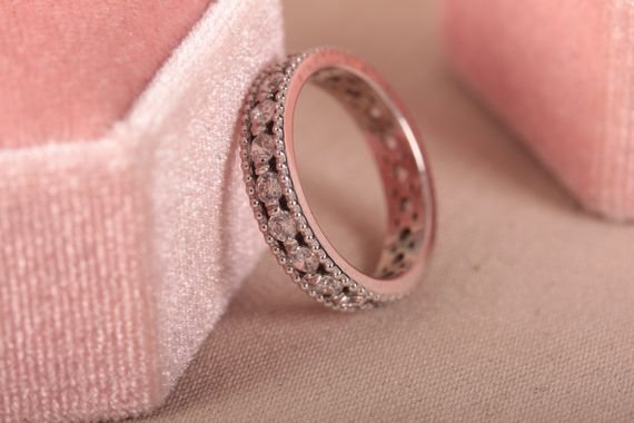 Женское обручальное кольцо из белого золота 15 | Зображення 4