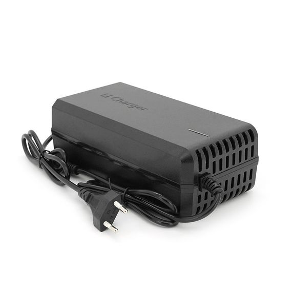 Зарядний пристрій Jinyi для акумуляторів Li-ion 72V(84V),20S,4A,штекер 5,5*2.5,з індикацією,BOX | Зображення 1
