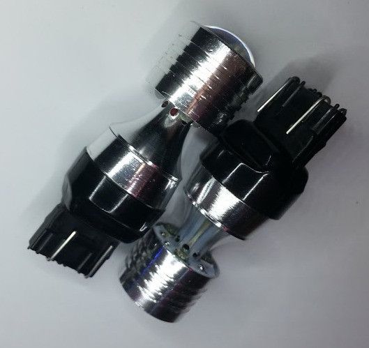 Светодиодная автолампа белая 7443 W21/5W (T20), 20W RED (670Lm) CREE LED двухконтактная белая (Non-canbus) | Зображення 2