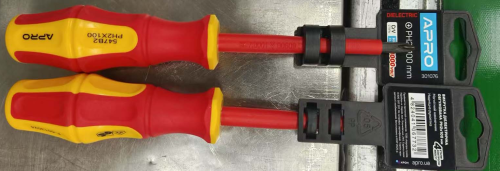 Викрутка діелектрична PH2x100 CrV (Phillips) обгумована APRO