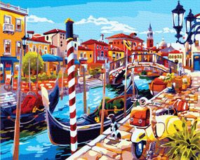 Яскравий канал з гондолами