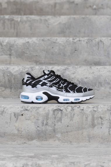 Кросівки Air Max TN Plus Lace Toggle Black Grey весна / осінь 1314 | Зображення 3