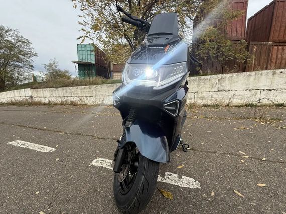 Электроскутер Crosser CR-20 LFP 2500W 72V 24Ah LiFePO4, до 75 км, 65 км/ч, премиум электроскутер Синій | Зображення 6