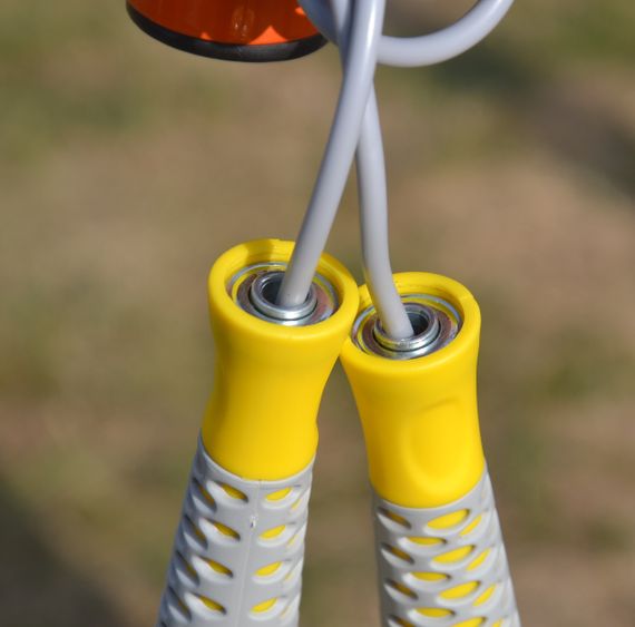 Скакалка Паверплей 4206 Jump Rope PRO+ Сіро-жовта (2,75m.) | Зображення 9
