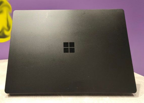 Ультрабук Microsoft Surface Laptop 3 1868 / 13.5" (2256x1504) IPS Touch / Intel Core i7-1065G7 (4 (8) ядра по 1.3 - 3.9 GHz) / 16 GB DDR4 / 240 GB SSD / Intel Iris Plus Graphics / WebCam б/у | Зображення 4