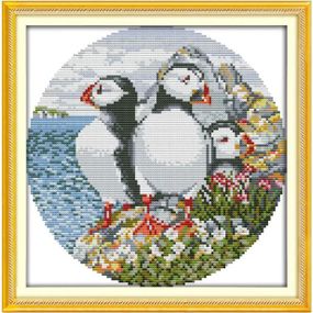 Набір для вишивання за нанесеною на канву схемою "Three penguins". AIDA 14CT printed, 27*27 см