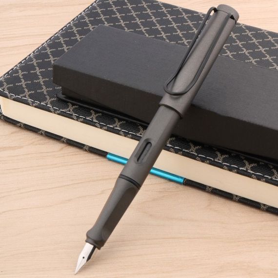 Перьевая ручка Lamy Safari Umbra темно-коричневая матовая, тонкое (F) | Зображення 5