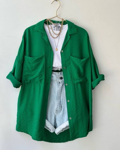 Женская легкая рубашка оверсайз с подворачиваевым рукавом с фиксатором креп жатка PF4125 цвет зеленый, размер 42/46
