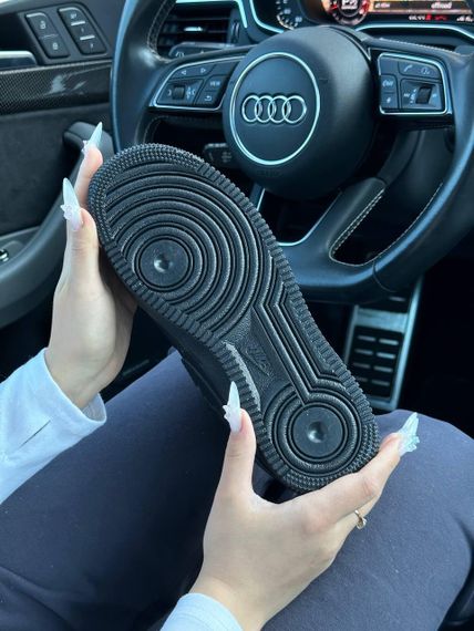 Женские кроссовки N-ike Air Force 1 Low Classic Black Matte Premium | Зображення 6