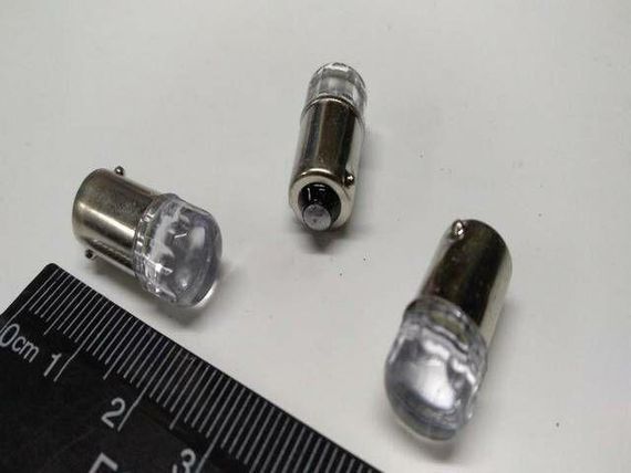Лампа світлодіод з/ц 24V T4W BA9s 2SMD (28 х 35) прозоре скло/біла