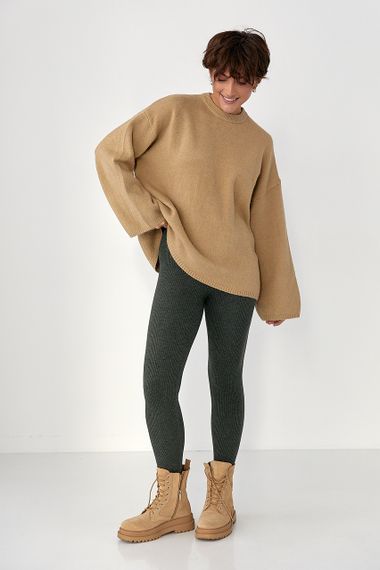 В'язана однотонна кофта з широкими рукавами - світло-коричневий цвет, ONE SIZE (є розміри) | Зображення 2