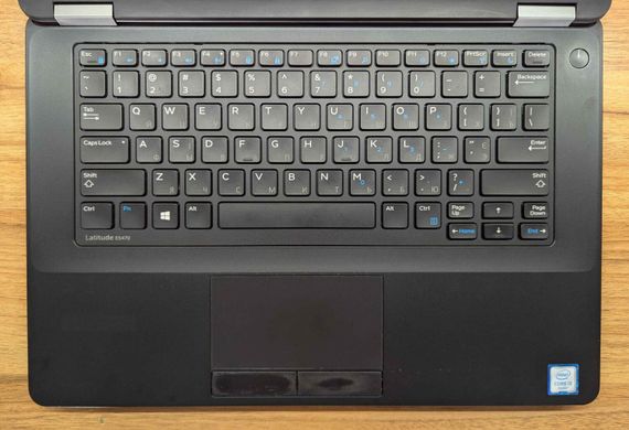 Ноутбук Dell Latitude E5470 / 14" (1920x1080) IPS / Intel Core i5-6200U (2 (4) ядра по 2.3 - 2.8 GHz) / 8 GB DDR4 / 240 GB SSD / Intel HD Graphics 520 / WebCam / Windows 10 б/в | Зображення 2