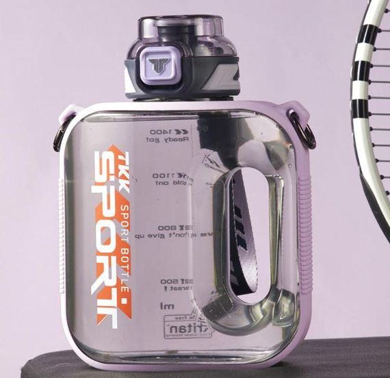 Спортивная бутылка для воды TKK Sport 1000 мл из Тритана (BPA Free), фиолетовая квадратная бутылка с трубочкой и ремешком | Зображення 5