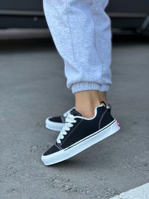 жіночі кеди