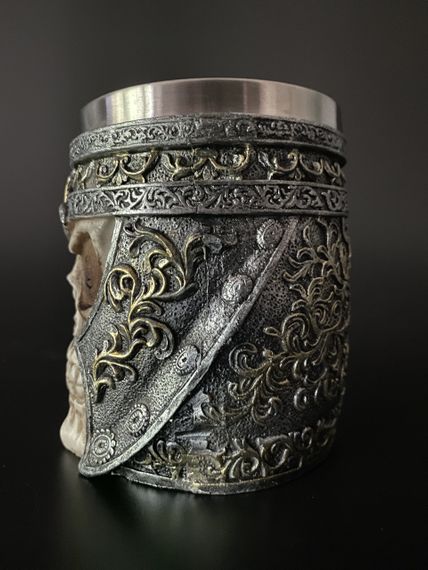 Кружка Череп у Шоломі — 3D келих із епоксидної смоли та нержавіючої сталі 400мл. | Зображення 1