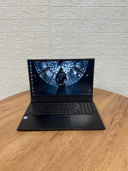 Ноутбук CyberPower Tracer III 15R 144Hz i7 9750H 16Gb SSD 1Tb RTX 2060 Б/В