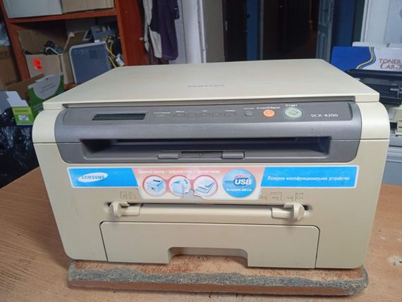БФП Б-клас Samsung SCX-4200 / Лазерний монохромний друк / 600x600 dpi / A4 / 18 стор/хв / USB 2.0 б/в | Зображення 2